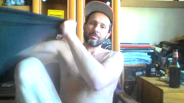 Snapshot of FireFox_Feel chatting on 03-08-25, 12:30 FireFox Feel online show from 03-08-25, 12:30