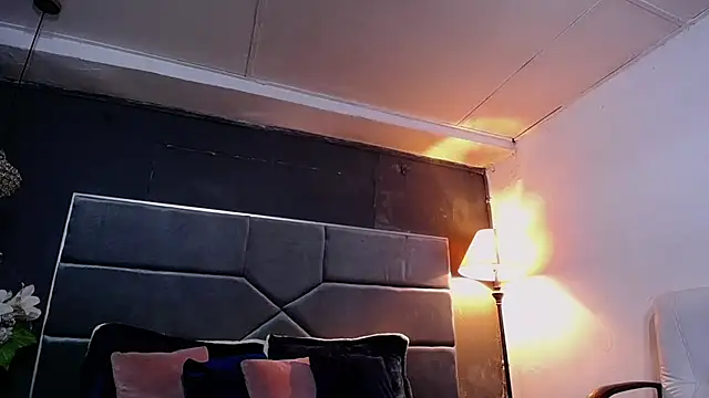 teddyfit19cm online show from 10-23-25, 01:21