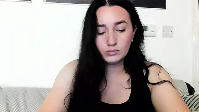 Snapshot of StormyAngelx chatting on 09-11-25, 11:32 StormyAngelx online show from 09-11-25, 11:32