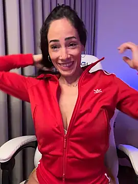 Snapshot of SweeetAlegra chatting on 02-19-25, 10:23 SweeetAlegra online show from 02-19-25, 10:23