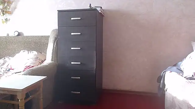 Snapshot of Amy_August chatting on 02-18-25, 01:44 Amy August online show from 02-18-25, 01:44