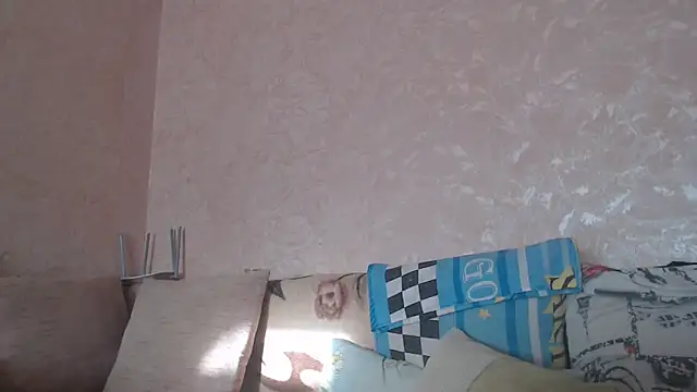 Snapshot of Amy_August chatting on 03-06-25, 01:57 Amy August online show from 03-06-25, 01:57