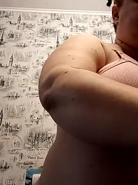 Snapshot of Amy_August chatting on 03-17-25, 05:34 Amy August online show from 03-17-25, 05:34