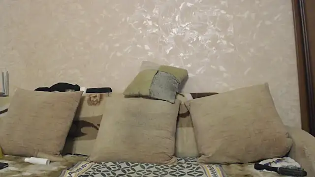 Snapshot of Amy_August chatting on 11-08-25, 07:34 Amy August online show from 11-08-25, 07:34