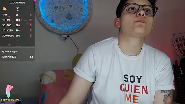 girl intense444 online show from 02-05-25, 04:14