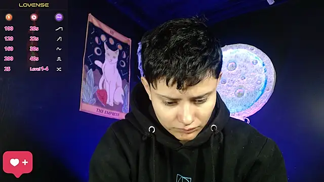 girl intense444 online show from 11-24-25, 01:00