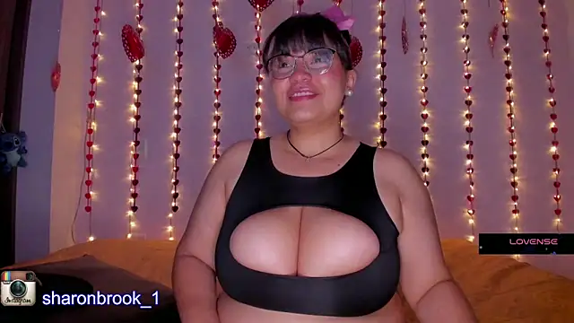 Snapshot of sharon_1 chatting on 12-12-24, 07:41 sharon 1 online show from 12-12-24, 07:41