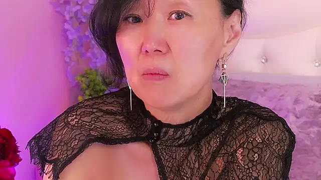Snapshot of Asian_legs chatting on 05-30-26, 10:34 Asian legs online show from 05-30-26, 10:34