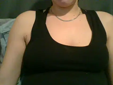 Snapshot of geilmeisje98 chatting on 12-21-24, 08:39 geilmeisje98 online show from 12-21-24, 08:39