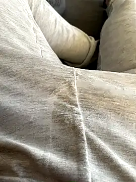 Snapshot of geilmeisje98 chatting on 11-02-25, 08:06 geilmeisje98 online show from 11-02-25, 08:06