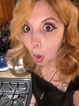 Snapshot of NativeNymph chatting on 12-26-24, 06:52 NativeNymph online show from 12-26-24, 06:52