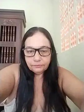 Snapshot of catdool chatting on 01-11-25, 11:45 catdool online show from 01-11-25, 11:45