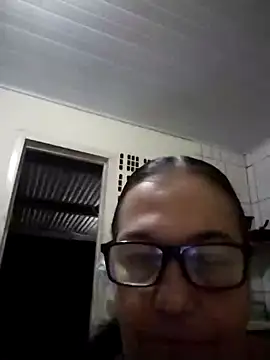 Snapshot of catdool chatting on 01-22-25, 01:31 catdool online show from 01-22-25, 01:31