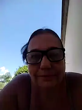 Snapshot of catdool chatting on 01-22-25, 04:12 catdool online show from 01-22-25, 04:12