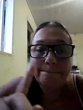 Snapshot of catdool chatting on 01-22-25, 09:21 catdool online show from 01-22-25, 09:21