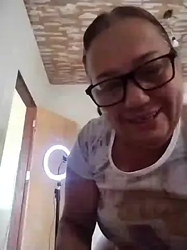 Snapshot of catdool chatting on 02-04-25, 12:55 catdool online show from 02-04-25, 12:55