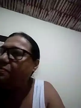 Snapshot of catdool chatting on 02-11-25, 12:28 catdool online show from 02-11-25, 12:28