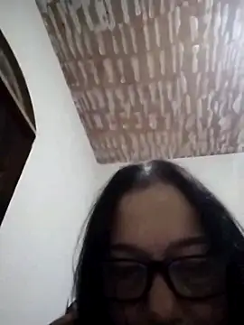 Snapshot of catdool chatting on 03-01-25, 12:23 catdool online show from 03-01-25, 12:23