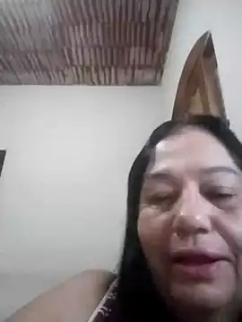 Snapshot of catdool chatting on 11-08-25, 12:27 catdool online show from 11-08-25, 12:27