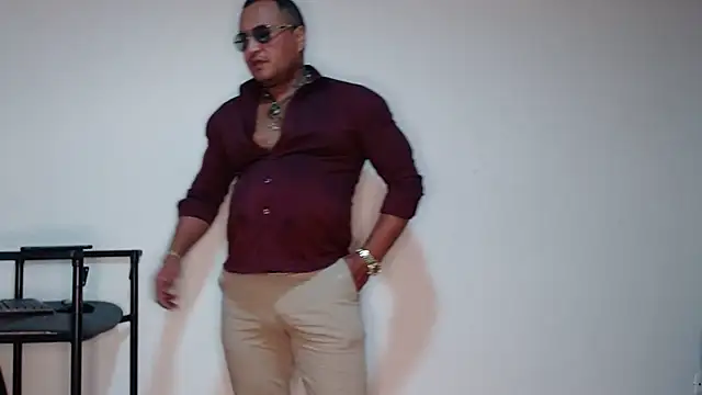 hardrock982 online show from 12-17-25, 01:28