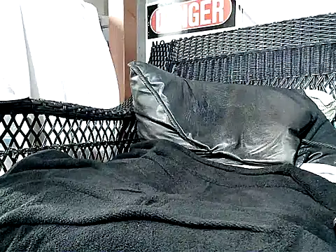 HungHawaiian808xh online show from 10-31-25, 10:55