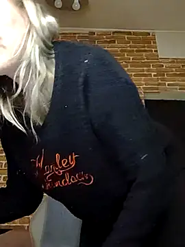  Horny milf  online show from 02-24-25, 06:16