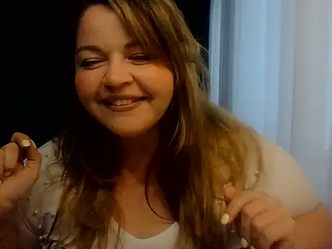 Snapshot of cute__cherry chatting on 08-08-26, 10:28 cute cherry online show from 08-08-26, 10:28