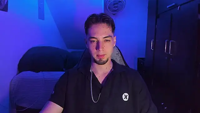 Alex smith00 online show from 02-23-26, 11:13