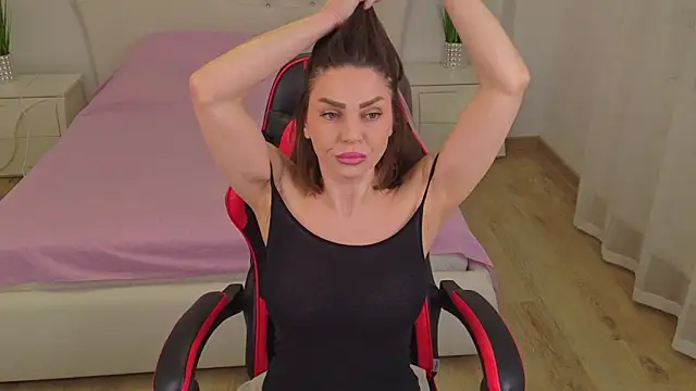 itsmekarina online show from 03-28-26, 10:59