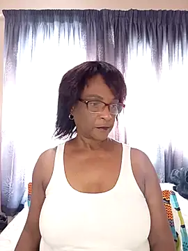 Snapshot of Hotgrannyx chatting on 04-26-26, 11:08 Hotgrannyx online show from 04-26-26, 11:08