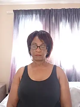 Snapshot of Hotgrannyx chatting on 06-06-26, 11:15 Hotgrannyx online show from 06-06-26, 11:15