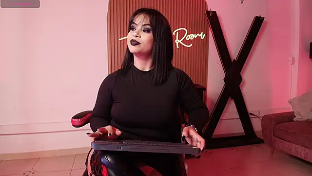 arianna smith  online show from 03-22-25, 07:20