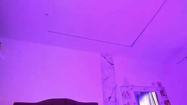 alysson 18 online show from 04-20-26, 01:14