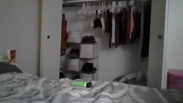 persephone332 online show from 10-02-25, 04:08