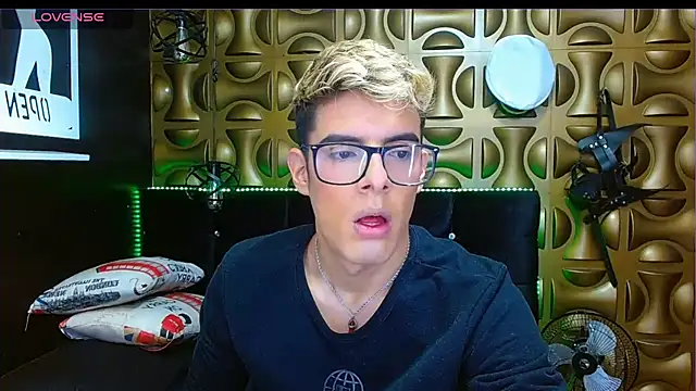 angel sexyevil online show from 03-02-25, 12:22