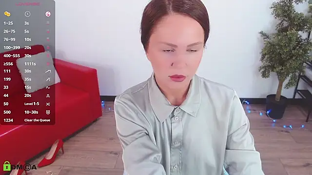 VickyGolden online show from 08-01-26, 05:18
