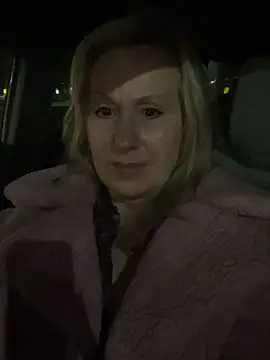 Snapshot of Lisaisluscious chatting on 01-30-25, 12:39 Lisaisluscious online show from 01-30-25, 12:39