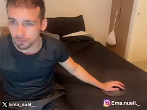 Emanuell   online show from 04-10-26, 01:00