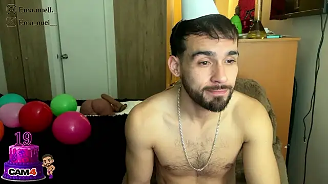 Snapshot of Emanuell__ chatting on 06-08-26, 01:39 Emanuell online show from 06-08-26, 01:39