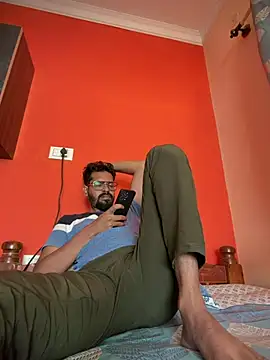 arhan3043 online show from 01-11-26, 07:24