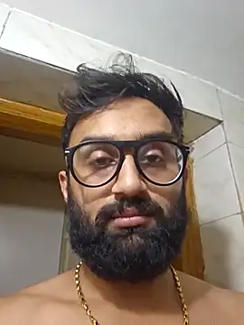 Snapshot of love4shownude chatting on 01-15-25, 02:49 love4shownude online show from 01-15-25, 02:49