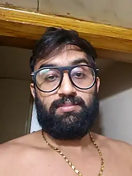 Snapshot of love4shownude chatting on 01-15-25, 05:15 love4shownude online show from 01-15-25, 05:15