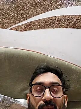 Snapshot of love4shownude chatting on 03-23-25, 05:54 love4shownude online show from 03-23-25, 05:54