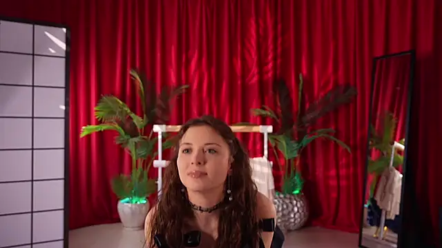 KittyCaitlin online show from 09-10-25, 12:10