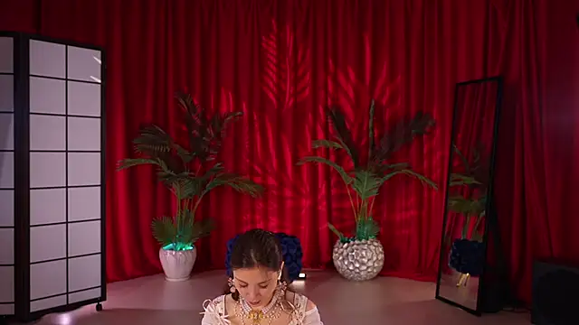 KittyCaitlin online show from 10-14-25, 11:27