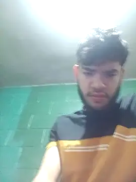 modelo38528061 online show from 03-09-25, 08:18