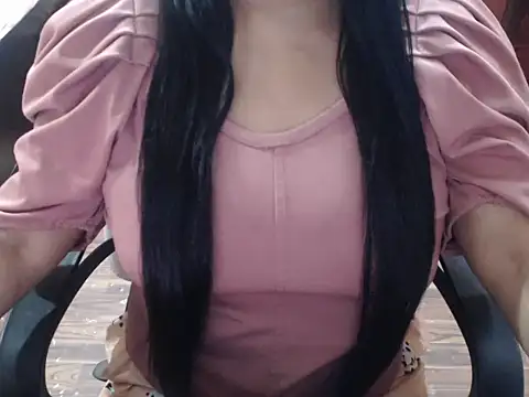 Snapshot of Mahikhanna_ chatting on 09-23-25, 08:12 Mahikhanna online show from 09-23-25, 08:12