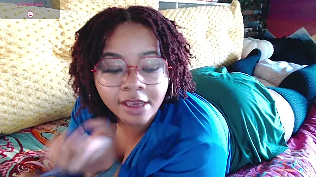Snapshot of -khayaparker chatting on 01-03-25, 04:37 -khayaparker online show from 01-03-25, 04:37