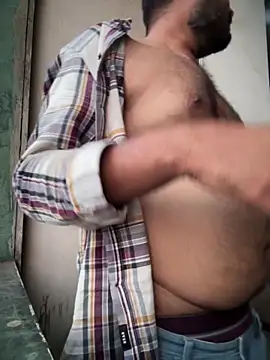 Snapshot of Spicy_aryan chatting on 02-28-25, 01:03 Spicy aryan online show from 02-28-25, 01:03