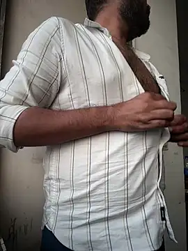 Snapshot of Spicy_aryan chatting on 03-20-25, 01:04 Spicy aryan online show from 03-20-25, 01:04